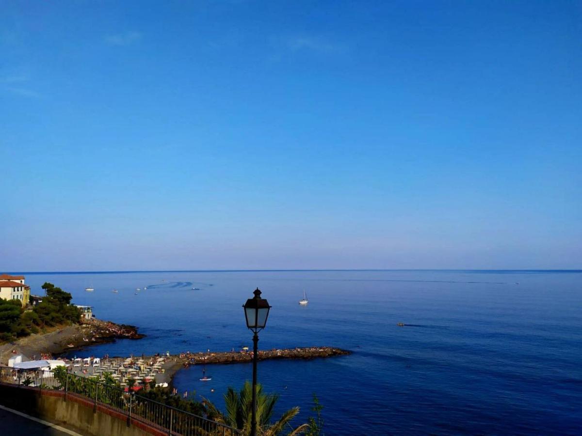 Tra Il Borgo E Il Mare Bed & Breakfast Cervo Dış mekan fotoğraf