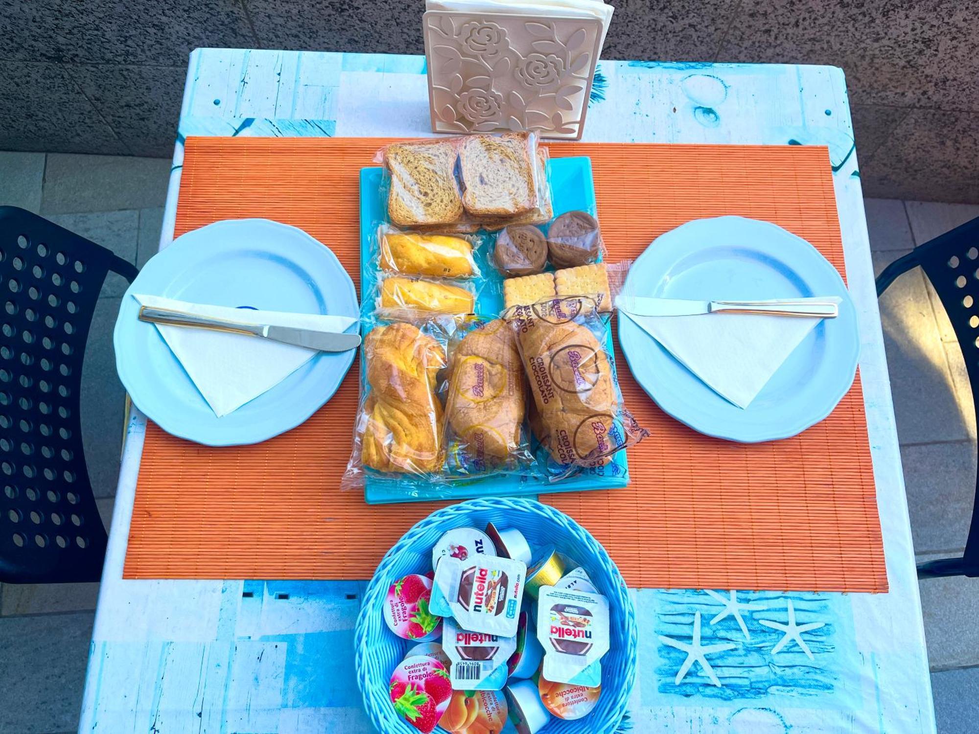 Tra Il Borgo E Il Mare Bed & Breakfast Cervo Dış mekan fotoğraf